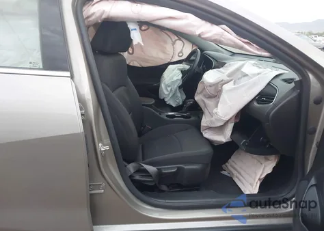 2025 Chevrolet Malibu Fwd Rs z USA, uszkodzony, nr VIN 1G1ZG5ST5SF107920